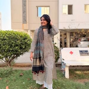 Raah Off White Handblock Printed Ajrakh Cotton Kurta
