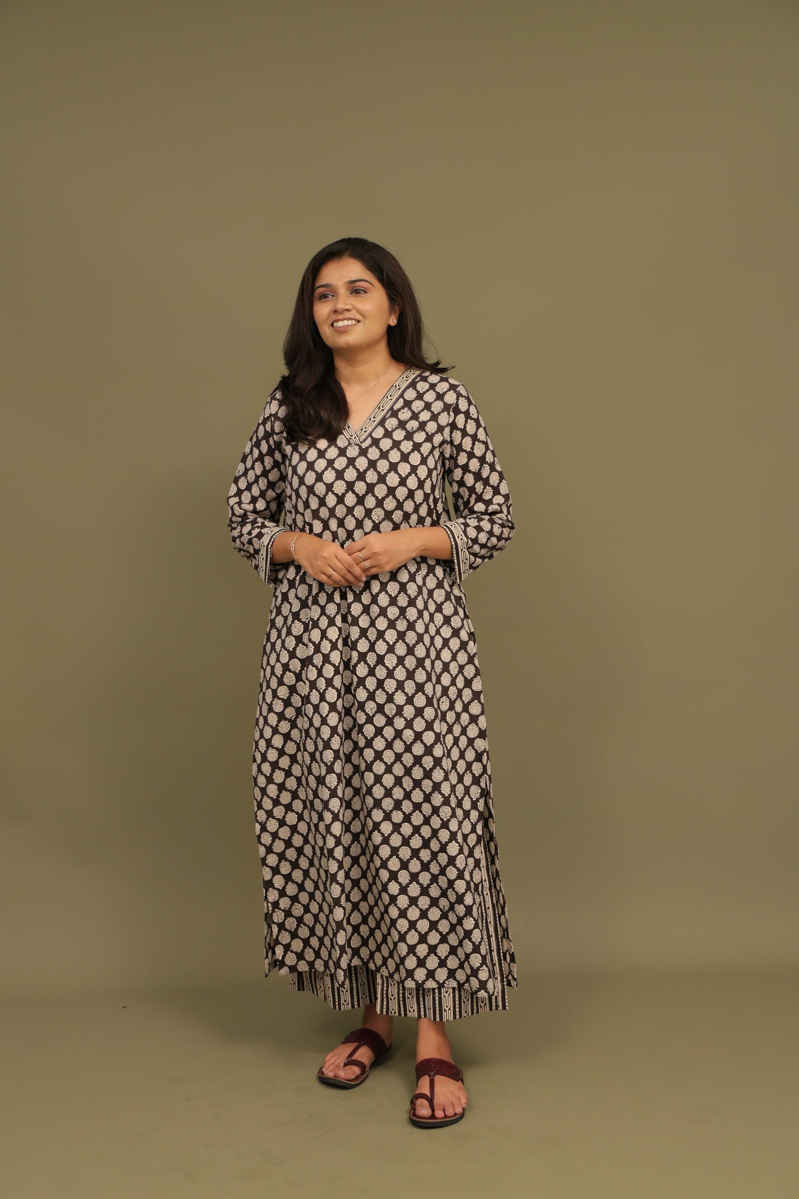Sanjh Bagru Handblock Cotton Straight Kurta - Image 2