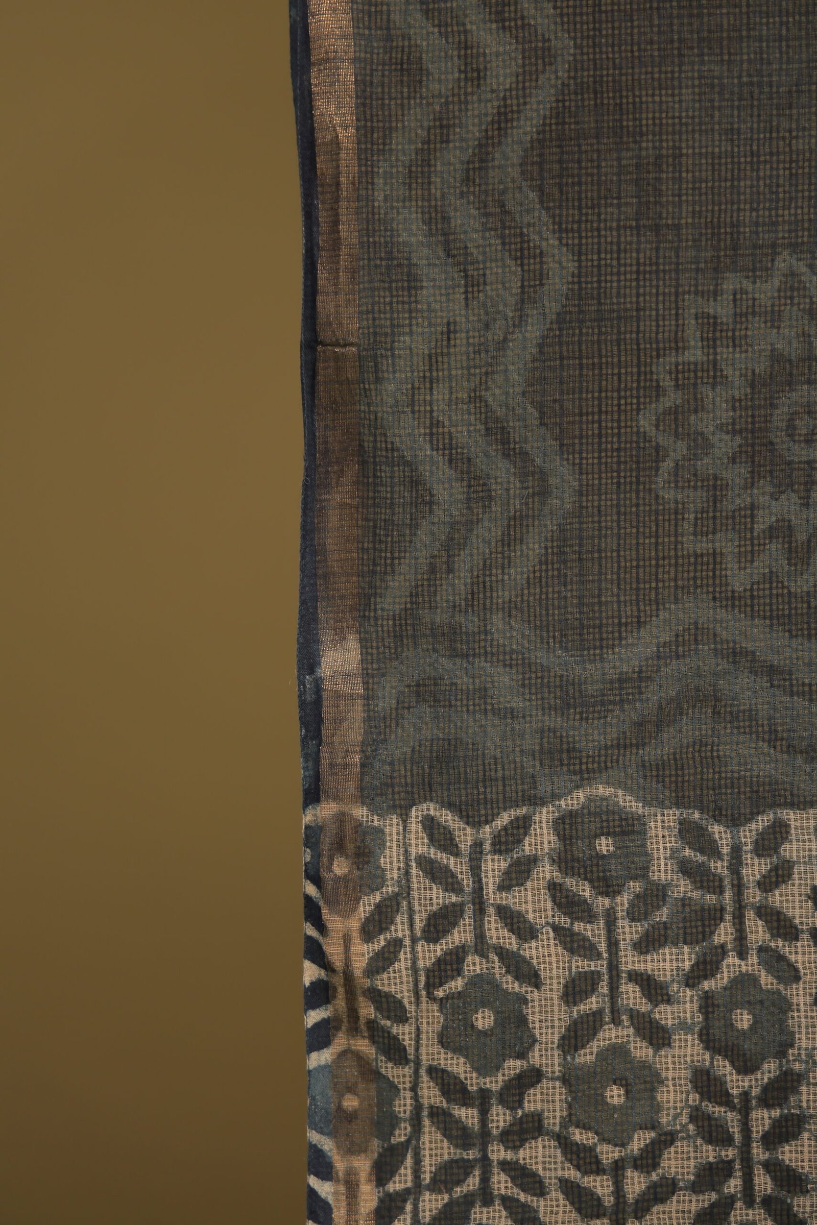 Indigo Dabu Handblock With Zari Border Kota Doria Dupatta - Image 2