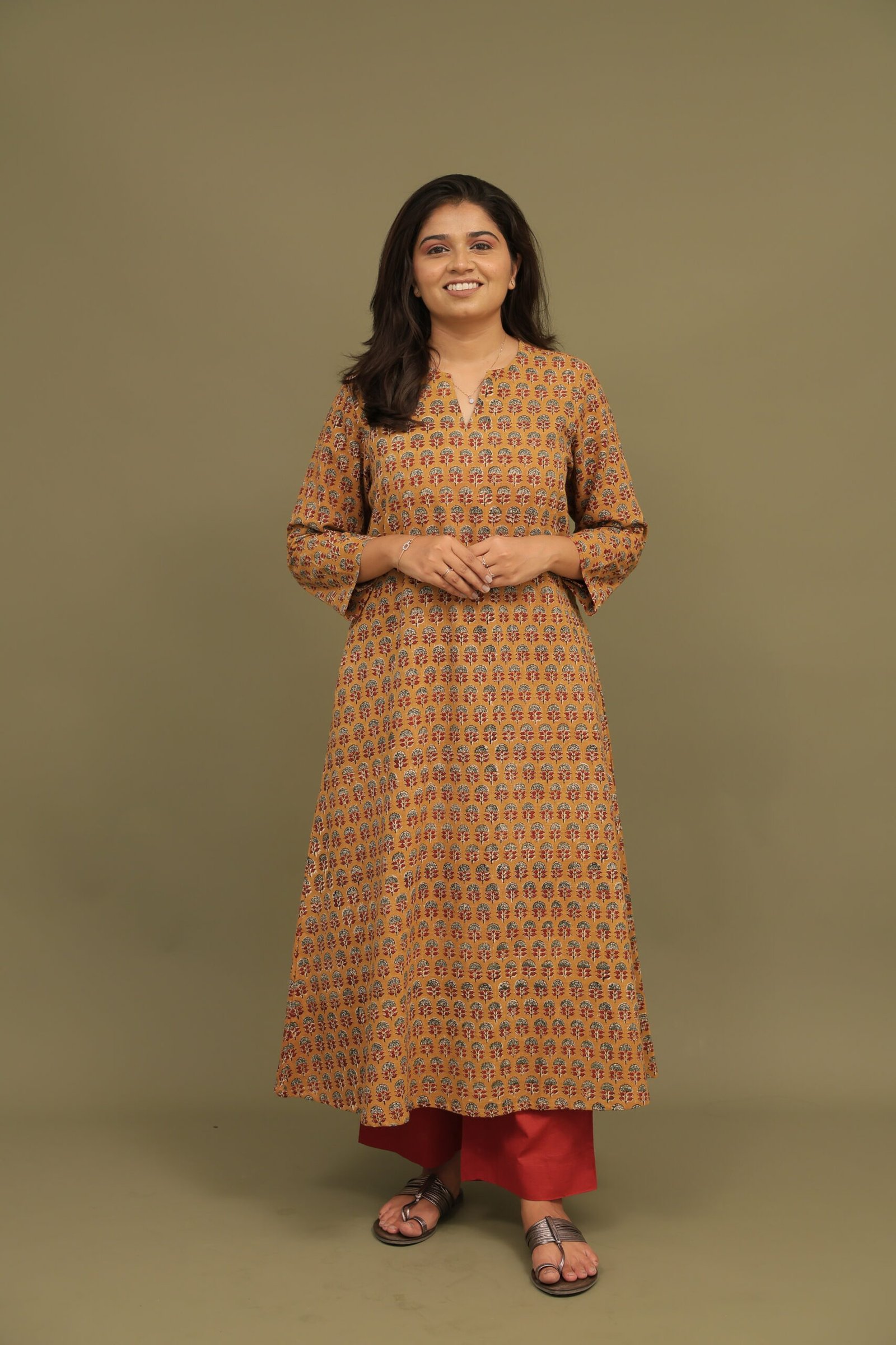 Tara Bagru Handblock Slub Cotton A-line Kurta - Image 11