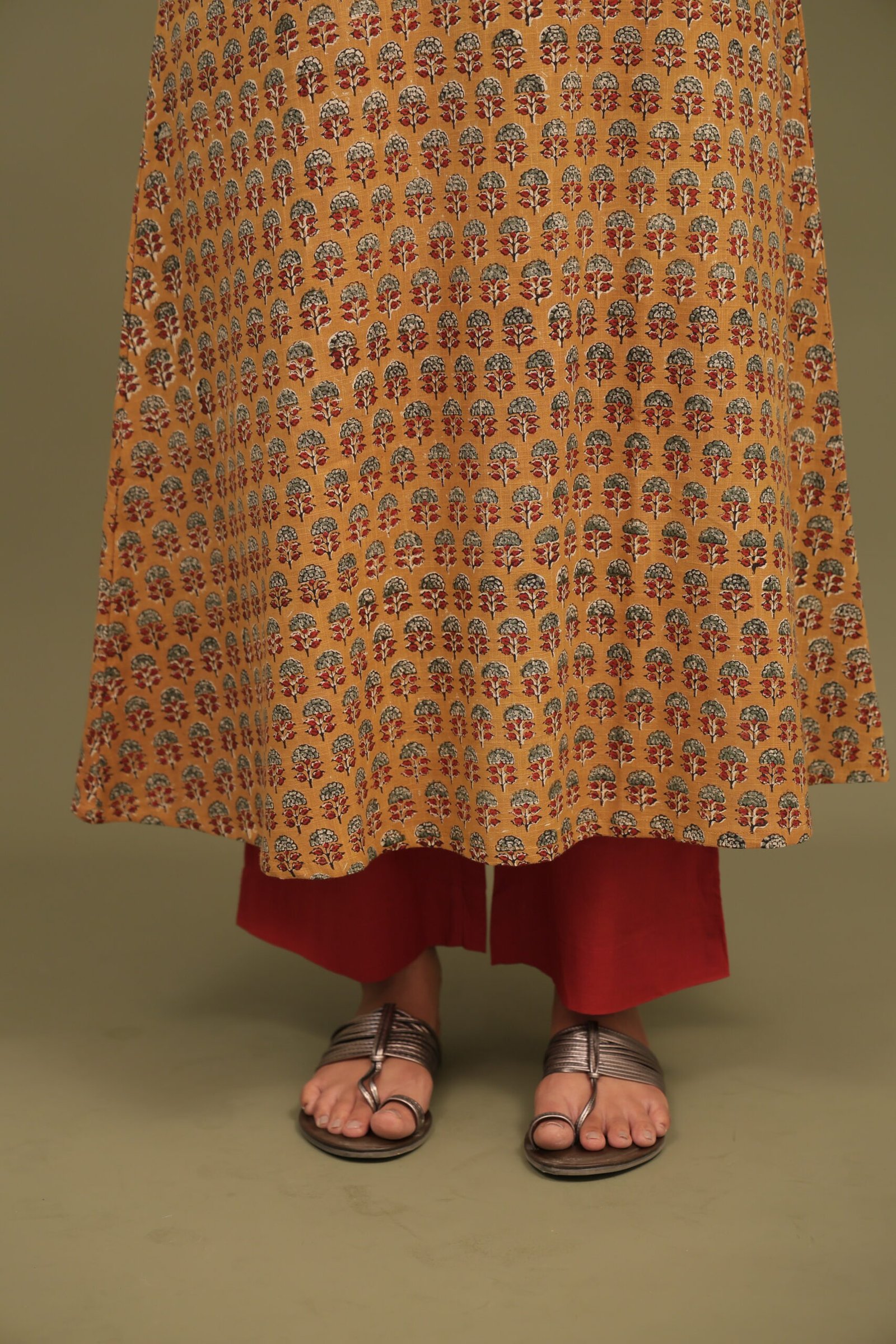 Tara Bagru Handblock Slub Cotton A-line Kurta - Image 8